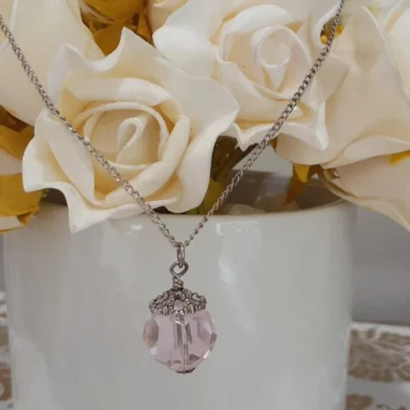 Necklace - Picture 2 of 2